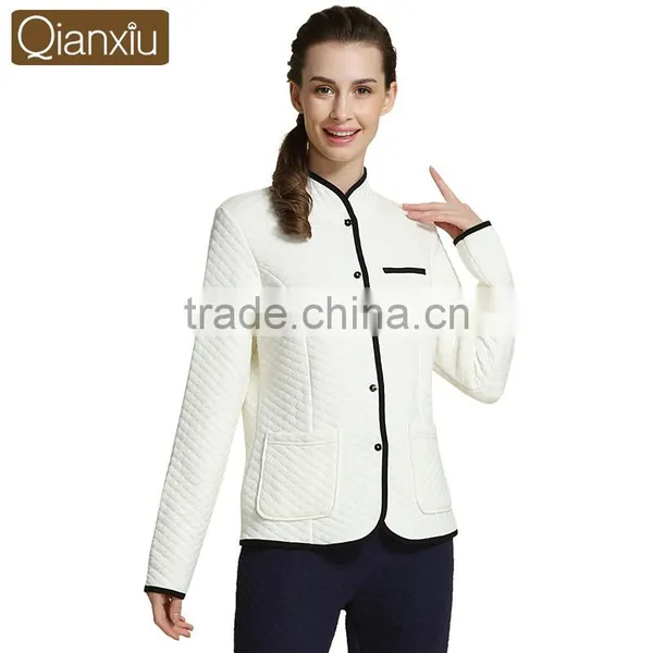 Latest Design Promotional Qianxiu White and Blue Winter Womoen Elegant Sleepwear