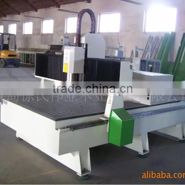 Top Sales HSHM1325DK-C CNC Wood Router Machine for Wood Door Engraving photo-2