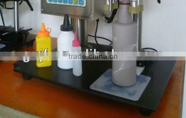 Semi Automatic Cap Screw Capping Machine photo-2