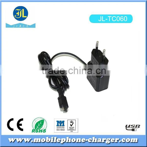 EU Plug Whihe and Black Socket 5v 1a Universal Travel Charger With Cable photo-4