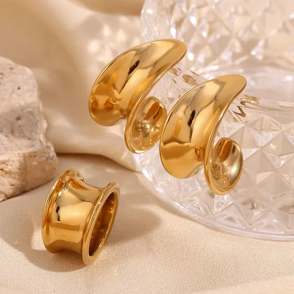 316L Stainless Steel Ring - 8mm Width Mirror Finished Band for Wedding Jewelry Wholesale Supplier photo-4