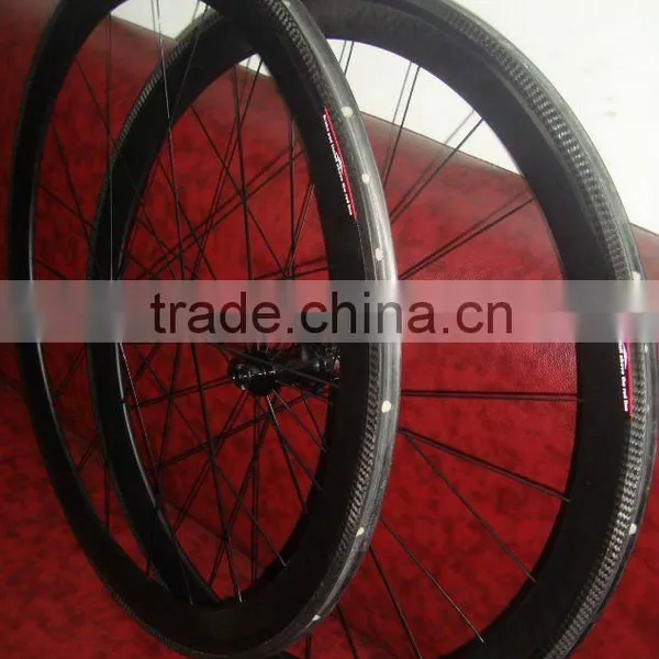 1110g! Light Weight Carbon Wheel Tubular 700c