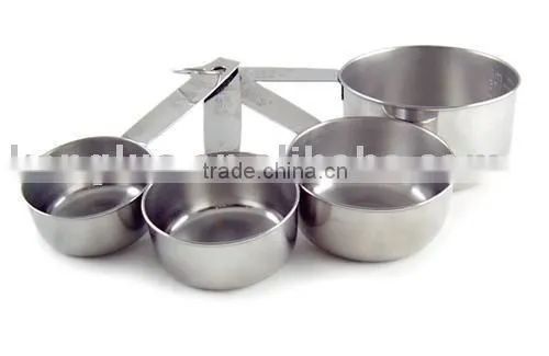 Set of 4 stainless steel Measuring cups
