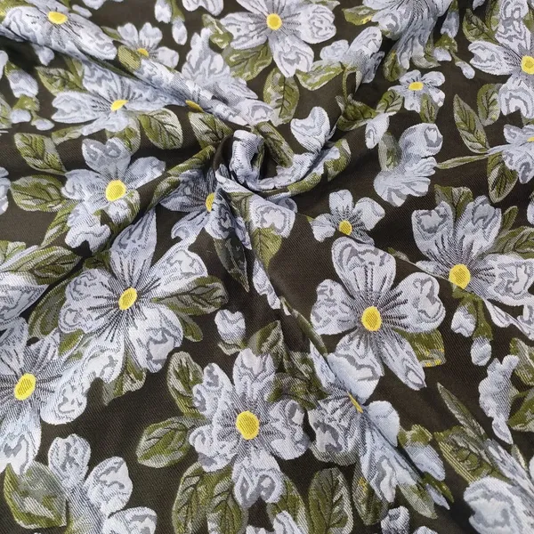 BJ032 Embossed Yarn Dyed Jacquard Fabric Floral Brocade Design Plants For Garments photo-3