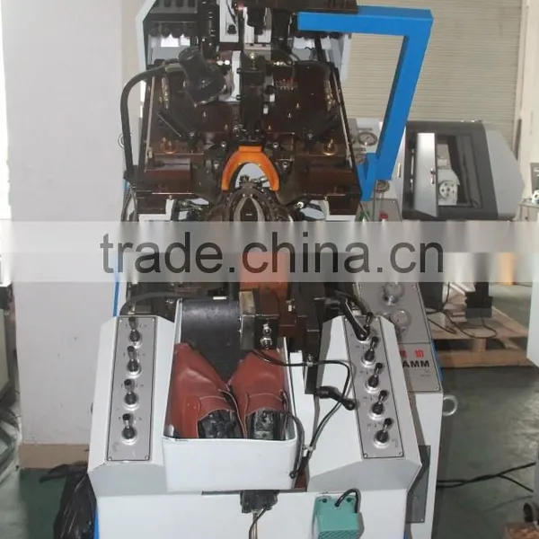 High Speed Full-automatic Nine-claw Oil Pressure Toe Lasing Machine photo-4