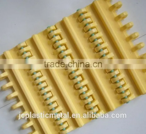 Rigid plastic link chain