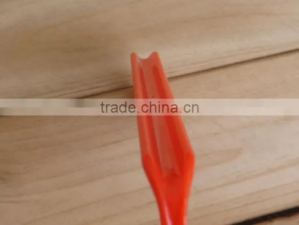 Plastic Dog Comb With Adjustable Needles photo-4