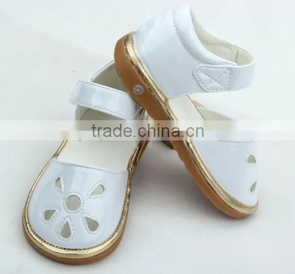 Hot Selling Skidproof Petal Squeaky Toddler Music Notes Shoes photo-2