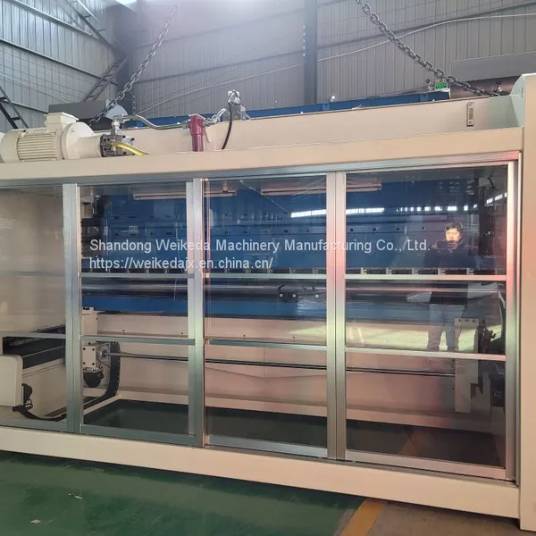 FCNC-200T/4000 Press Brake photo-2