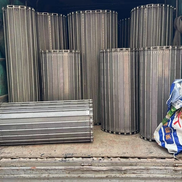 Stainless Conveyor Belt Chain Link Conveyor Belt Factory Customized 
