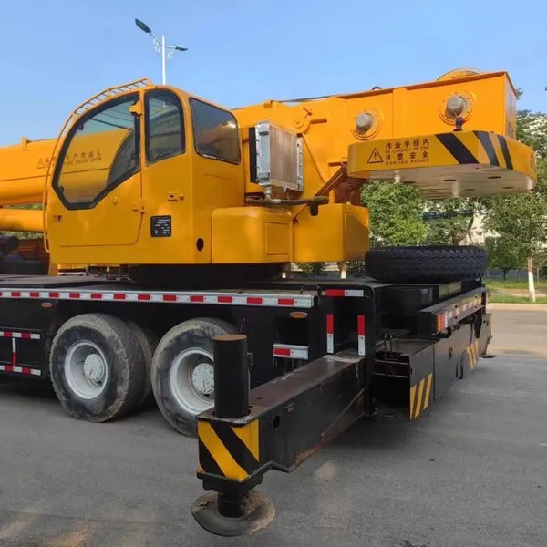 Cheap Price of Used QY50K QY50K QY50K-II 50ton Mobile Hydraulic Type Truck Crane photo-4