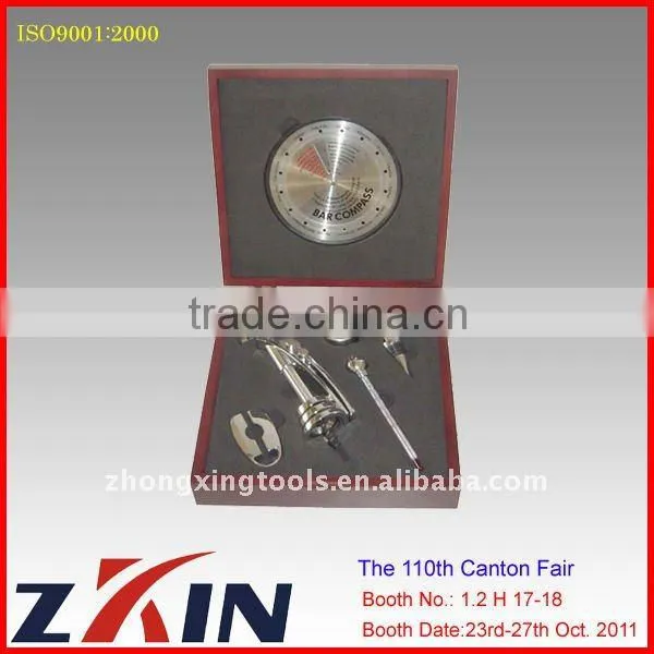 Wine Set With Wine Accessories