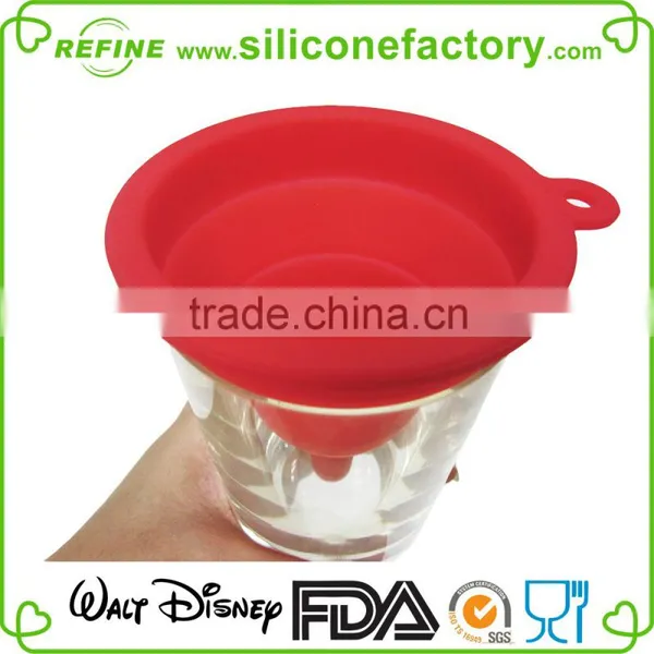 Hot Selling Food Grade Silicone Collapsible Folding Funnel for Kitchen Tools photo-5