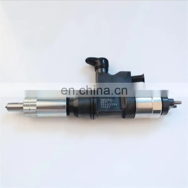 China Factory Cheap Stock Diesel Fuel Injector Denso Common Rail Injector 23670-30050 095000-5810 Automotive Parts photo-2