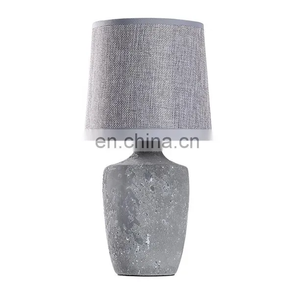 New Design Antique Ceramic Desk Lamp and LED Light Source photo-5