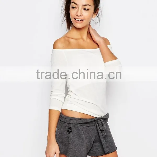 Latest Design Fashion Women t Shirt Long Sleeve off Shoulder Blank T-shirt photo-3