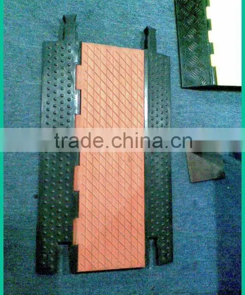 RP Strong Loading 5 Channe Cable Ramp and Cable Tray Cable Guard photo-3
