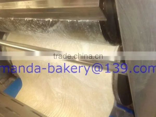 Automatic Croissant Bread Making Machine photo-2