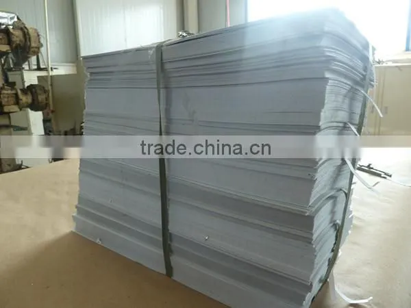 China Supplier Gold Color Aluminium Foil Laminated to Paper for Cigarette Box Liners photo-5