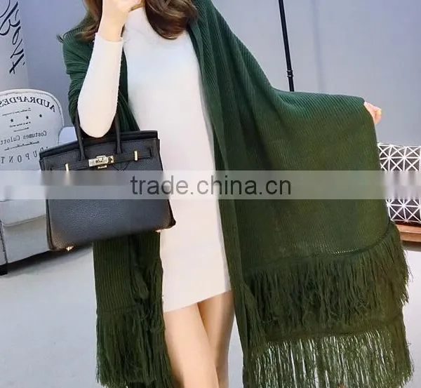 2015 2016 Modern Handmade Big Thick Acrylic Wool Trendy Knitting Scarf photo-2