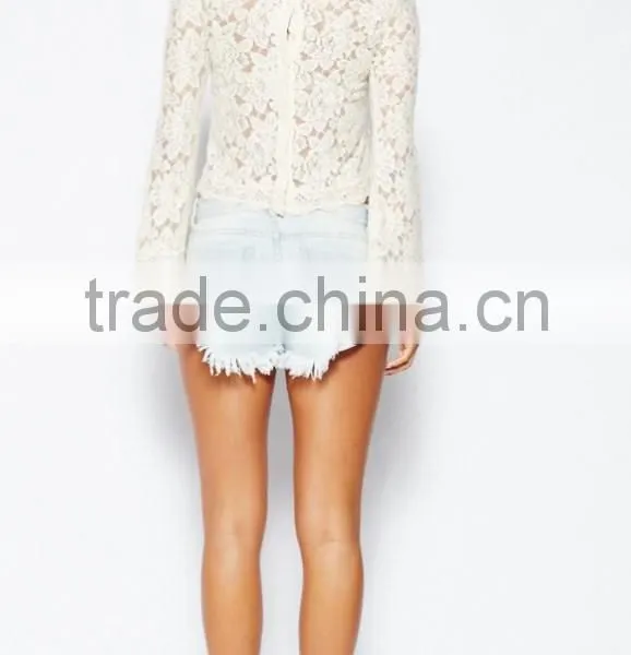 New Arrival Fashion Loose Through Look Floral Lace Lady Blouse photo-4
