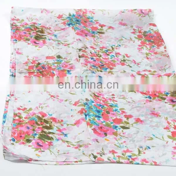 2014 Fashion Ladies Newest Wholesale Print Scarf Turkish Silk Scarf Shawl photo-2