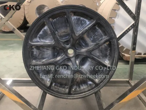 OEM Steel Aluminum Wheels 17-22 Inch Made in China Cheap Price photo-4