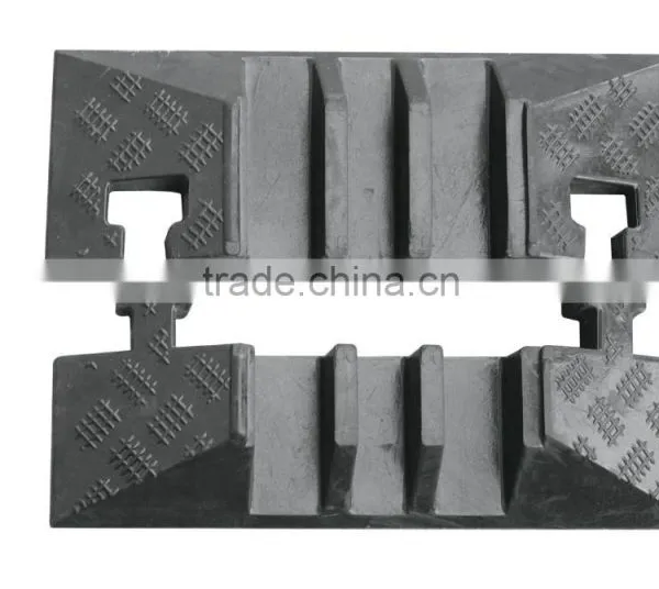 3 Channel Rubber Cable Protector photo-5