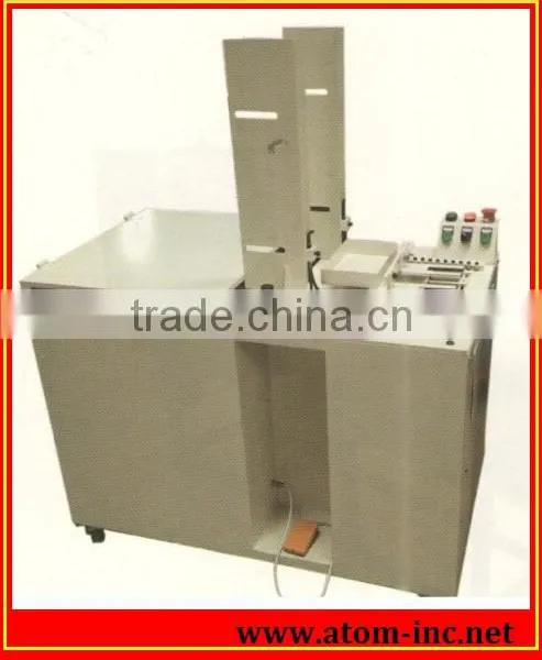 Mainland factory electrical flip flop strap attaching machine