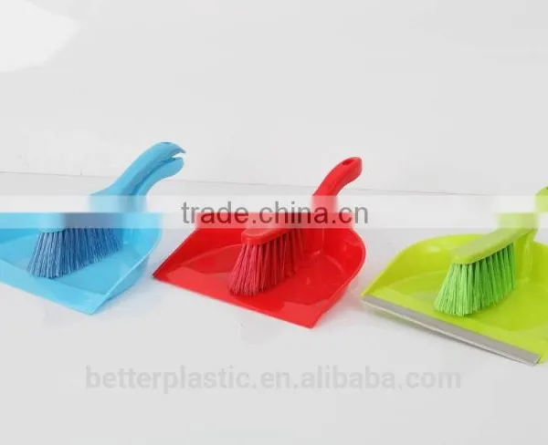 Mini Plastic Dust Pan With Brush