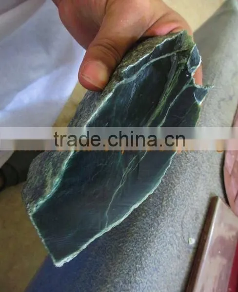 UNIQUE ROUGH NEPHRITE JADE photo-3