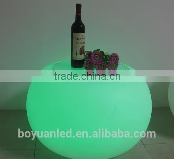 Outdoor and Indoor Plastic RGB 16 Colors Changing Lighting Apple Table Chair for Children photo-3