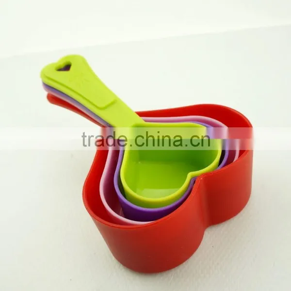 47009 4PCS HEART SHAPE MEASURING CUP photo-2
