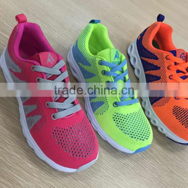 New Model Autumn Running Shoe for Men Women, Good Quality Fly Fabric Sport Shoes Running for Male Female Children From China photo-2