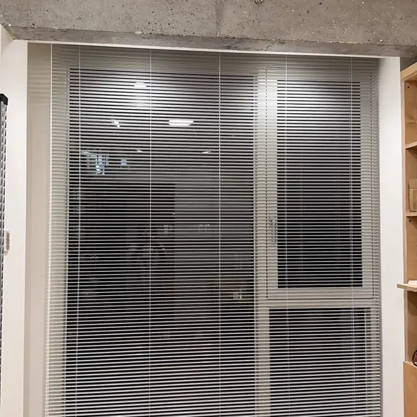 25mm Aluminum Venetian Blinds With Manual Chain Control System 0.21mm Thickness Aluminum Slats photo-3