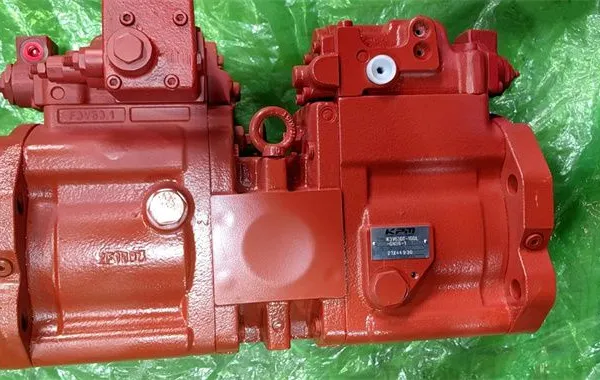 PC35MR-1 PC200-11M0 PC35MR-3 Bulldozer PC200 PC40 PC55 PC56 PC45 PC40 PC35 PC70 PC120 PC200 PC300 PC400 PC450 Hydraulic Main Piston Pump photo-3