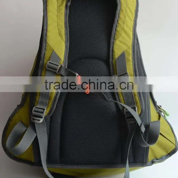 2017 Whosale Backpacks China Waterproof Outdoor Hiking Backpack photo-2