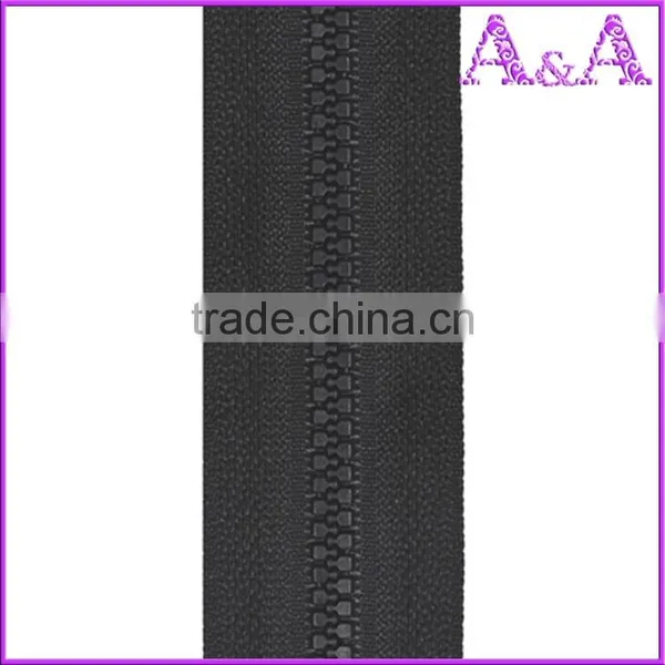 Wholesale Waterproof Plastic Long Chain Transparent Teeth Plastic Long Chain Large Plastic Long Chain photo-4