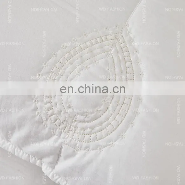 Stable Quality Fabric Bed Cover Quilt Bedspread Embroidery Lace Bedding Set 100% Cotton photo-5