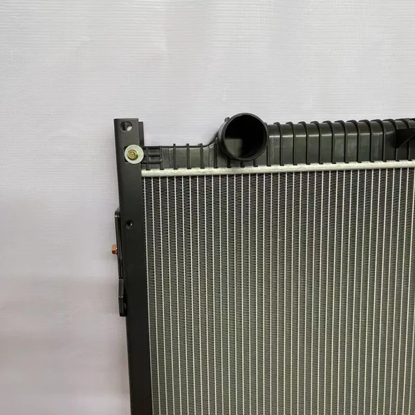 8815000099 8185000001 8185000302 8185000003 Auto Radiator Intercooler Protective Shield Tank for Beiben North Benz photo-6