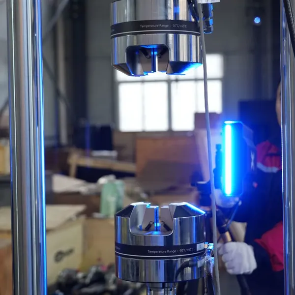 Crack Growth Fatigue Test and Crack-Tip Opening Displacement Test Dynamic Testing System photo-4