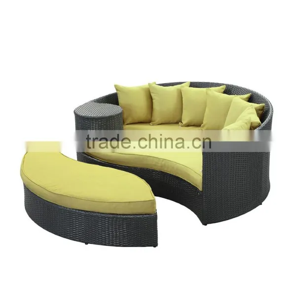 Rattan Daybed With Canopy Cheap Outdoor Waterproof Round Patio Antique Bamboo Indoor Daybed photo-2