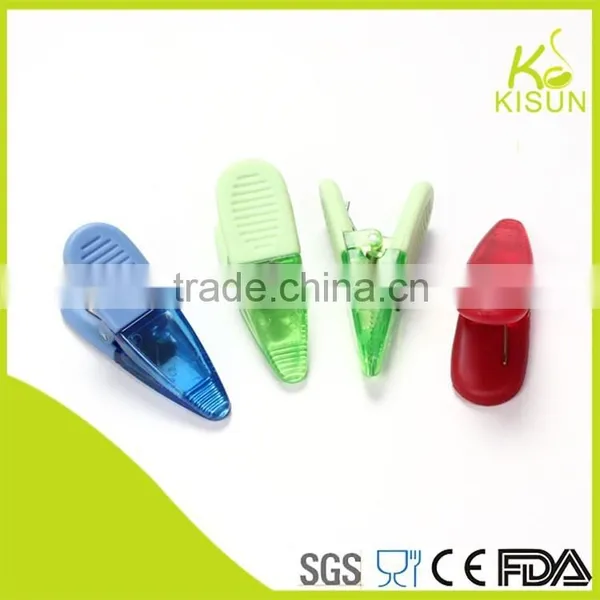 Kitchen Gadgets Colorful Mini Plastic Tongs Food Bag Traps photo-2