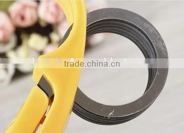 CY142 Banana Slicer Cutter Chopper Cucumber Cutter Perfect for Fruit Salad photo-4