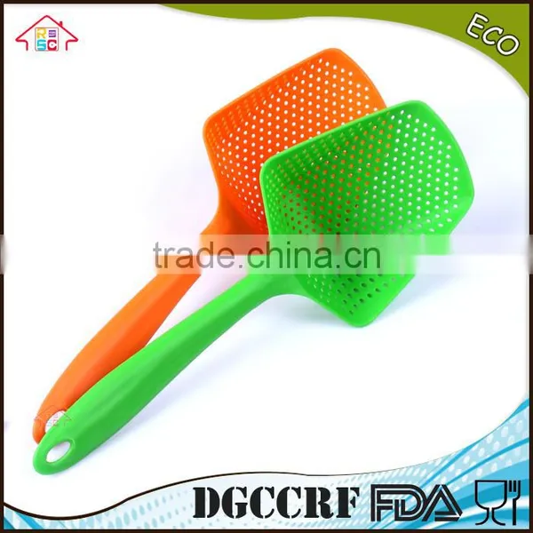 NBRSC High Heat Resistant Large Black Nylon Scoop Colander Slotted Spoon Strainer With Handle photo-2