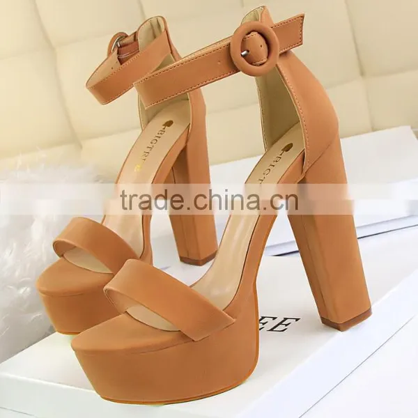 Zm50270b Europe Chunky Heels Slim Women Sexy High Heel Shoes Open Toe Buckle Lady Sandals photo-4