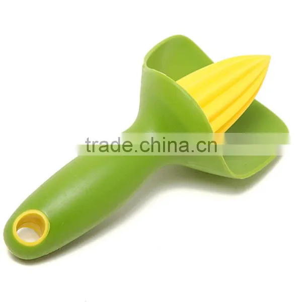1PC Creative Manual Fruit Lemon Juice Kitchen Accessories Manual Juice Extractor Lemon Garlic Press Home Silicone KC1468