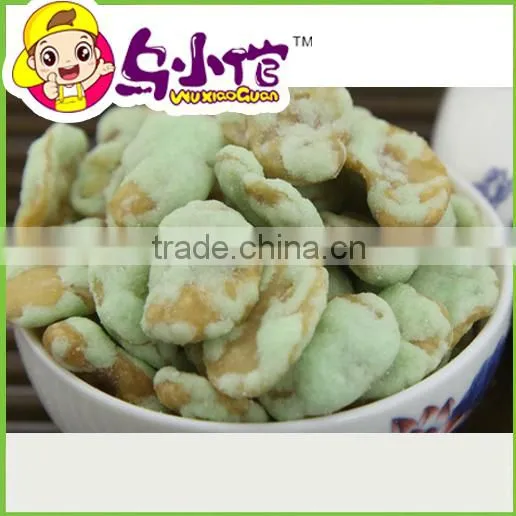 Wasabi flavor broad bean chips in half