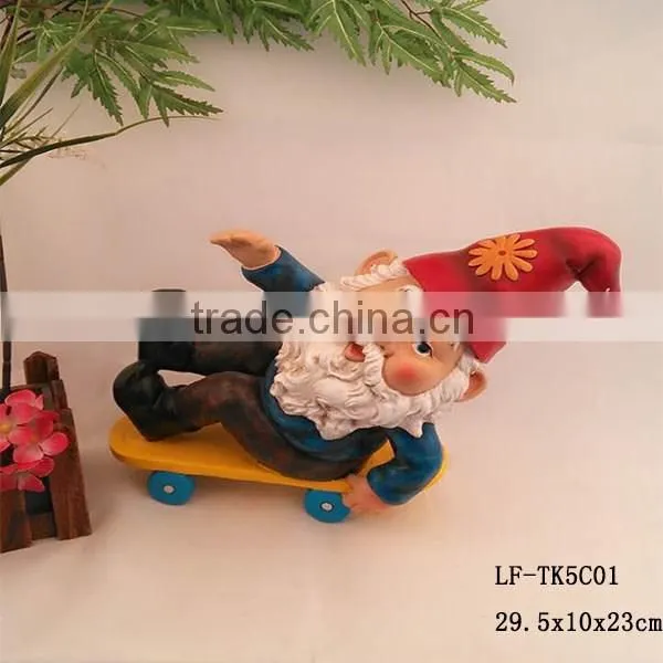 Resin Garden Gnomes Statue Decoration Wholesale photo-4