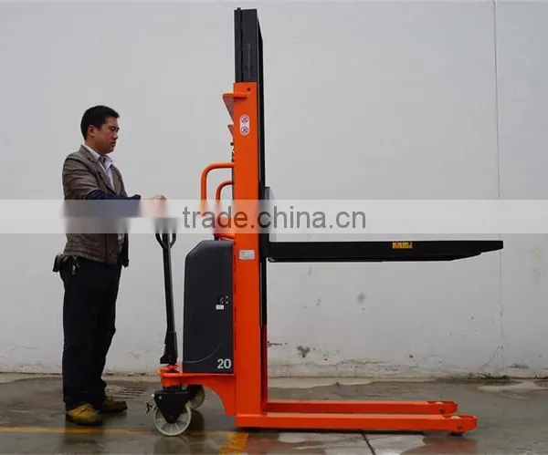 Feature Production 2 Ton Capacity Semi-Electric Stacker photo-4